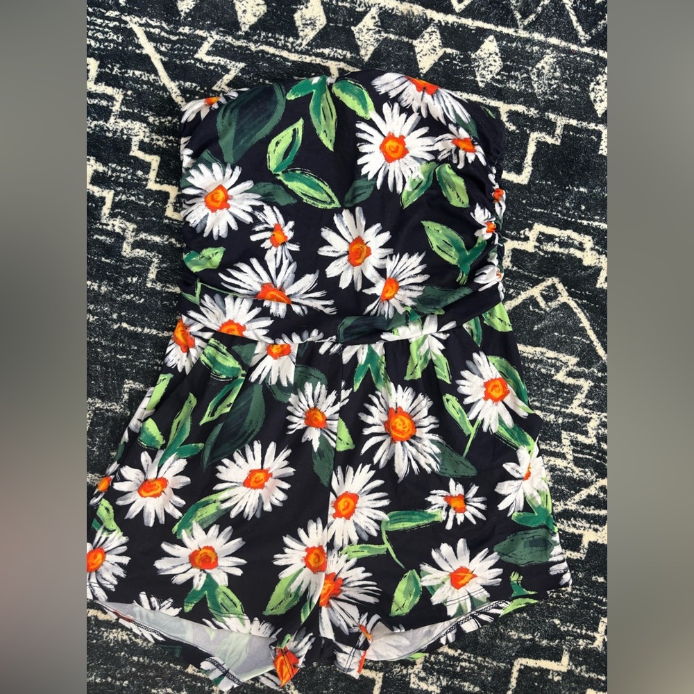Floral Strapless Romper with Daisies